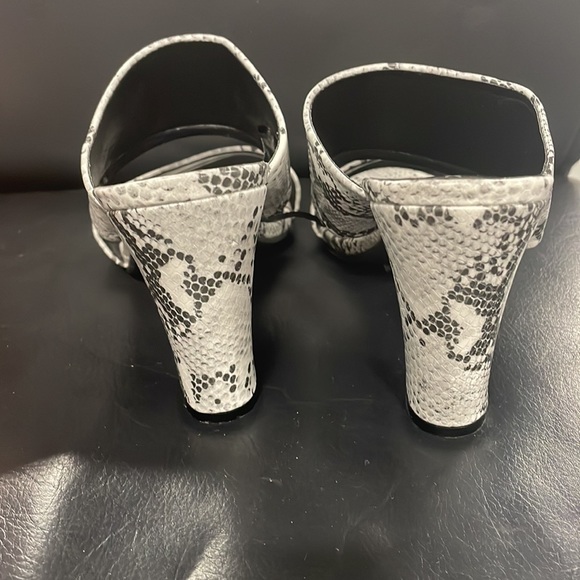 Snakeskin mules - Picture 3 of 4